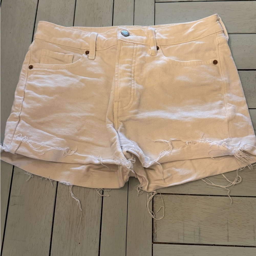 OLD NAVY | white denim button fly jean shorts | Sz 6
